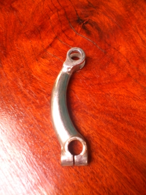 มือลิงเบรกเหล็กหล่อยุ่นครับ 0806227900