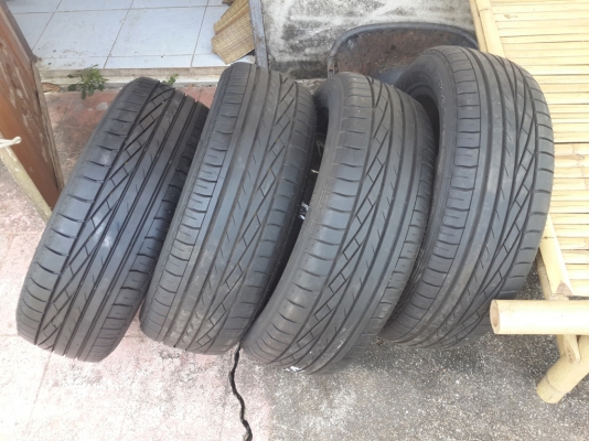 ขายยางขอบ 16 Goodyear Excellence 185-55-16 ปี12 3เส้น ปี13 1เส้น