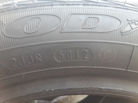 ขายยางขอบ 16 Goodyear Excellence 185-55-16 ปี12 3เส้น ปี13 1เส้น