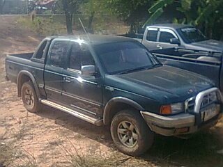 FORD RANGER 2.5XLT 4x4 ห้างแท้ปี 43 เพาเวอร์ ไฟฟ้า หน้าเดิม คานเดิม ตะเข็บเดิม