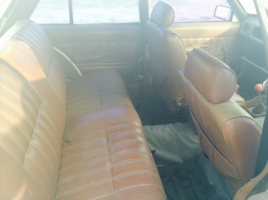 FORD COTINA GL ฝากระโปงใหญ่ วางเครื่อง NISSAN ดีเซล 6 สูบ 2800 CC. หน้าดิส หลังดรั๊ม เบาะใหญ่ หนังสีน้ำตาล ภายในครบๆ ขับสบายๆ FORD COTINA GL ฝากระโปงใหญ่ วางเครื่อง NISSAN ดีเซล 6 สูบ 2800 CC. หน้าดิส หลังดรั๊ม เบาะใหญ่ หนังสีน้ำตาล ภายในครบๆ ขับสบายๆ