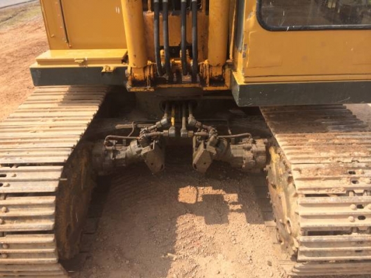 ขายรถแบคโฮ KOMATSU 12HT มีVDOการทำงานครับ รถนอกนำเข้าสภาพสวย ขายรถแบคโฮ KOMATSU 12HT มีVDOการทำงานครับ รถนอกนำเข้าสภาพสวย