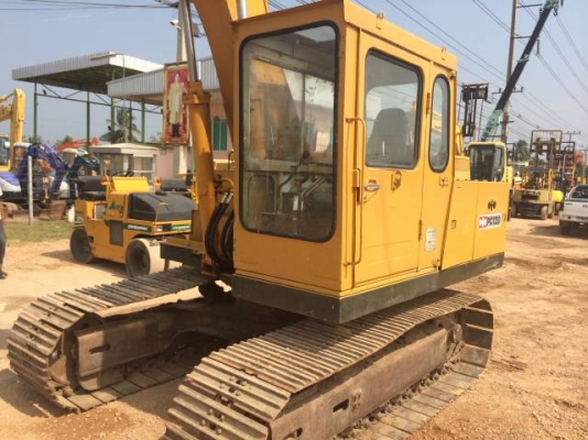 ขายรถแบคโฮ KOMATSU 12HT มีVDOการทำงานครับ รถนอกนำเข้าสภาพสวย ขายรถแบคโฮ KOMATSU 12HT มีVDOการทำงานครับ รถนอกนำเข้าสภาพสวย