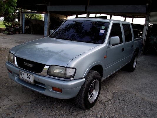 ขาย อีซูซุ ดราก้อน 4 ประตู 4WD เครื่อง1JZ แก๊ส LPG ประหยัดมาก ขาย อีซูซุ ดราก้อน 4 ประตู 4WD เครื่อง1JZ แก๊ส LPG ประหยัดมาก