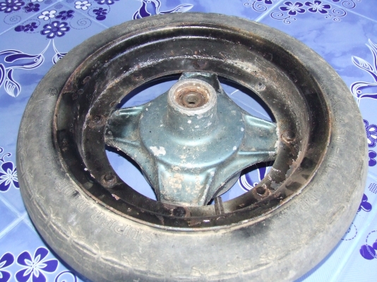 ขายล้อเล็กขอบ 10นิ้วสภาพยังแจ่ม