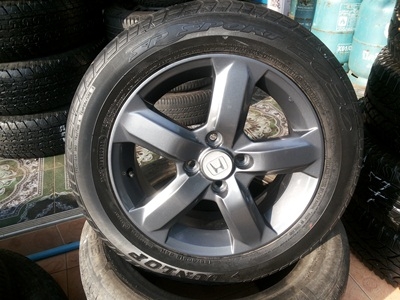 ขายล้อแม็กHONDA CITY (สีกัลเงา) 4 รู 100 15x5 1/2 พร้อมยาง 1 ชุด