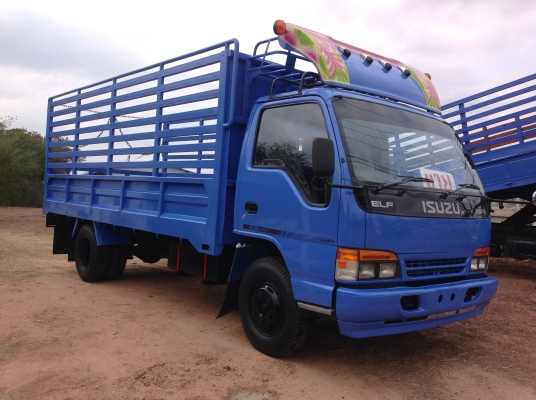 ขายรถบรรทุก6ล้อ ISUZU NPR 120 แรง หัวการ์ตูน รถห้าง กระบะคอกเหล็กยาว 5 เมตร สภาพสวยพร้อมใช้งาน เอกสารพร้อมโอน