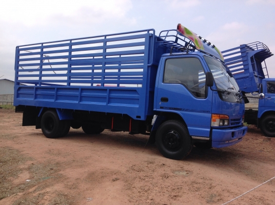 ขายรถบรรทุก6ล้อ ISUZU NPR 120 แรง หัวการ์ตูน รถห้าง กระบะคอกเหล็กยาว 5 เมตร สภาพสวยพร้อมใช้งาน เอกสารพร้อมโอน