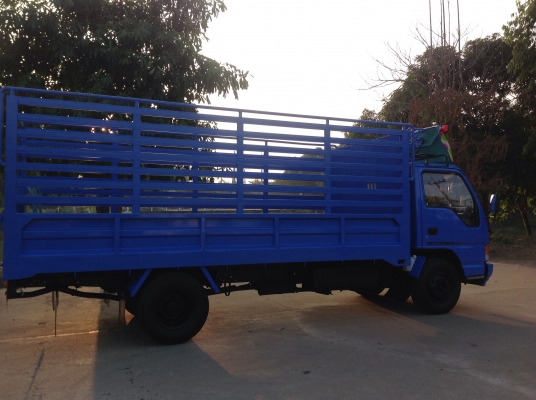 ขายรถบรรทุก6ล้อ ISUZU NPR 120 แรง หัวการ์ตูน รถห้าง กระบะคอกเหล็กยาว 5 เมตร สภาพสวยพร้อมใช้งาน เอกสารพร้อมโอน