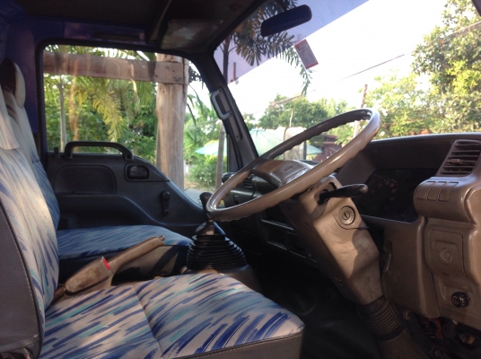 ขายรถบรรทุก6ล้อ ISUZU NPR 120 แรง หัวการ์ตูน รถห้าง กระบะคอกเหล็กยาว 5 เมตร สภาพสวยพร้อมใช้งาน เอกสารพร้อมโอน