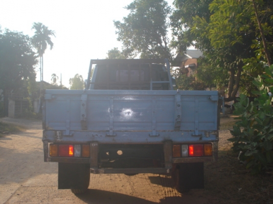 ขาย ISUZU NKR 88 แรงม้าห้างแท้สวยๆครับ ขาย ISUZU NKR 88 แรงม้าห้างแท้สวยๆครับ