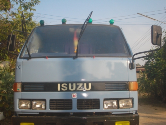 ขาย ISUZU NKR 88 แรงม้าห้างแท้สวยๆครับ ขาย ISUZU NKR 88 แรงม้าห้างแท้สวยๆครับ
