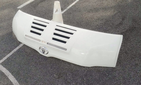 ขายหน้ากากรถตู้