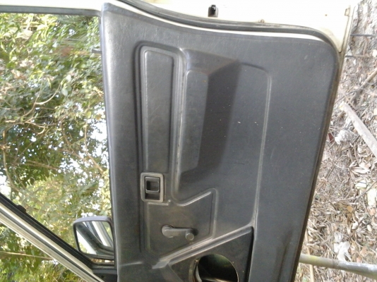 ขายครับเปลลี่ยนเป็นแคปบางๆไม่เคยทำสี ขายครับเปลลี่ยนเป็นแคปบางๆไม่เคยทำสี