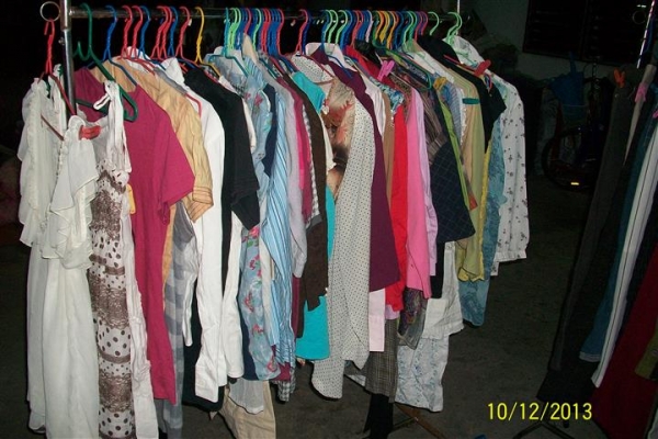 ขายผ้ามือสอง เอาไปลงนัดขายต่อได้เลยครับ