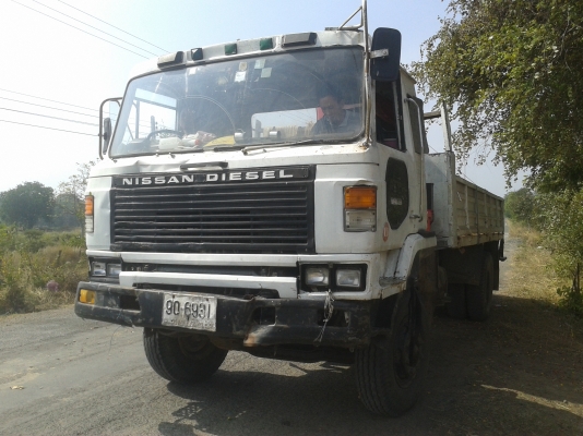 ขาย10ล้อ1เพลา NISSAN UD 275แรง ติดเฮี๊ยบ5ตัน เครื่องดีแคชซีสวย ขาย10ล้อ1เพลา NISSAN UD 275แรง ติดเฮี๊ยบ5ตัน เครื่องดีแคชซีสวย