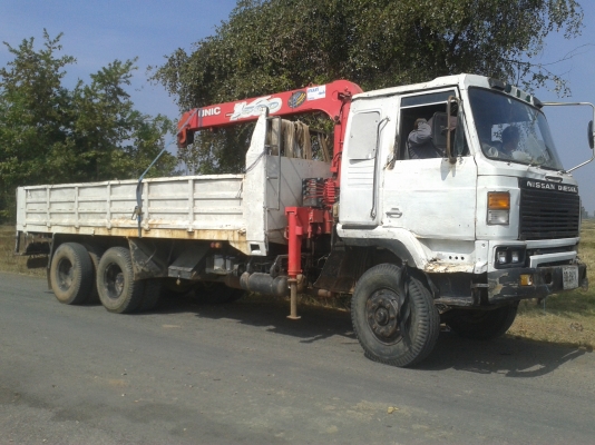 ขาย10ล้อ1เพลา NISSAN UD 275แรง ติดเฮี๊ยบ5ตัน เครื่องดีแคชซีสวย