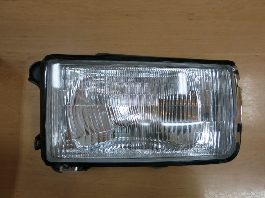 ไฟหน้า อีซูซู TFR '91 แท้ห้าง ข้างซ้าย ขายถูกๆครับผม