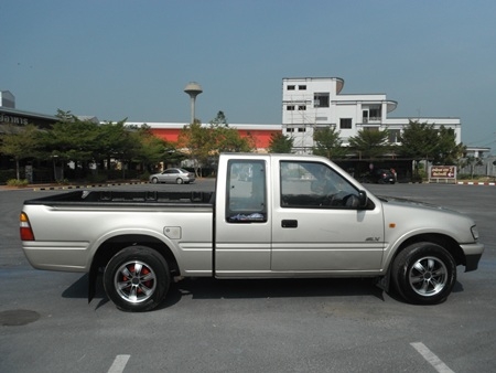 ขายรถกระบะแค๊ป ISUZU SLX TURBO DRAGON สีสวยพร้อมใช้ เครื่องแห้ง วิ่งดีมาก รถสวยมาก บางๆเดิมๆ ขายรถกระบะแค๊ป ISUZU SLX TURBO DRAGON สีสวยพร้อมใช้ เครื่องแห้ง วิ่งดีมาก รถสวยมาก บางๆเดิมๆ