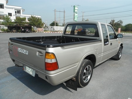 ขายรถกระบะแค๊ป ISUZU SLX TURBO DRAGON สีสวยพร้อมใช้ เครื่องแห้ง วิ่งดีมาก รถสวยมาก บางๆเดิมๆ ขายรถกระบะแค๊ป ISUZU SLX TURBO DRAGON สีสวยพร้อมใช้ เครื่องแห้ง วิ่งดีมาก รถสวยมาก บางๆเดิมๆ