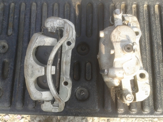 ปั้มเบรคพร้อมผ้าเบรคของใหม่ไม่เคยใช้ 2000 เท่านั้น ปั้มเบรคพร้อมผ้าเบรคของใหม่ไม่เคยใช้ 2000 เท่านั้น