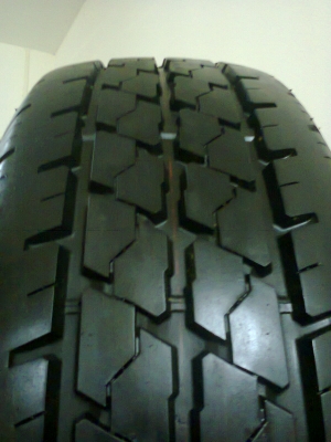 205R14 LED677 1คู่ยางใหม่ราคามือสอง