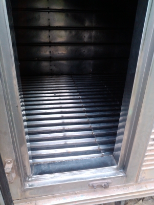 ขายตู้สแตนเลส มี 3 ตู้ ยาว 4.5 , 5 , 5.5 เมตร ภายในสแตนเลส ตู้ละ 28,000 ด่วน ขายตู้สแตนเลส มี 3 ตู้ ยาว 4.5 , 5 , 5.5 เมตร ภายในสแตนเลส ตู้ละ 28,000 ด่วน