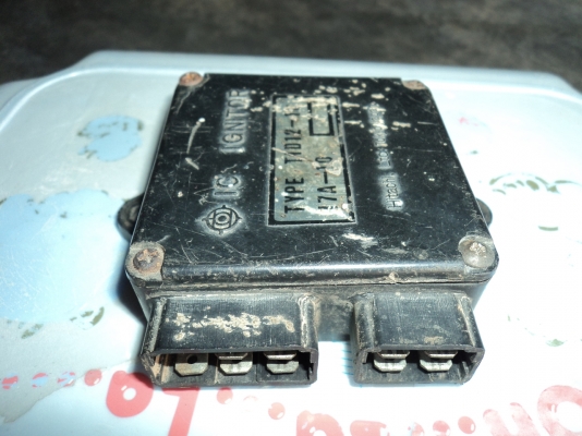 ยังอยู่ครับ  กล่องไฟ CDI ยามาฮ่า XJ-400-750