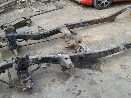 TOYOTA LN56 สี่ประตู เลื่อนช่วงสั้น TOYOTA LN56 สี่ประตู เลื่อนช่วงสั้น