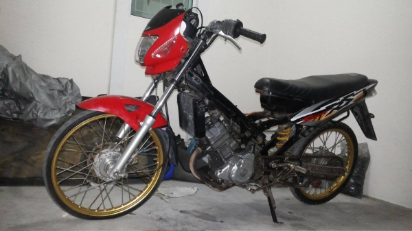 Sonic ตัวเก่า..หล่อๆ เดิมๆ ถูกๆเรยคับผมม...สนใจจิงราคาคุยกันได้คับบผม ^^