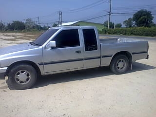 อีซุซุ มังกรทองSLX2500ปี93 TOP พวงมาลัยเพาเวอร์แท้ เครื่องดีคัชชีสวย เครื่องเสียงแน่น