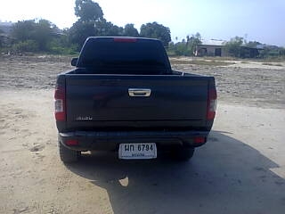 DMAX 4WD แคป ปี2004 TOP เกียร์ธรรมดา เครื่องดีคัชชีสวยไม่พ่น วิ่งแสนเก้าโล DMAX 4WD แคป ปี2004 TOP เกียร์ธรรมดา เครื่องดีคัชชีสวยไม่พ่น วิ่งแสนเก้าโล