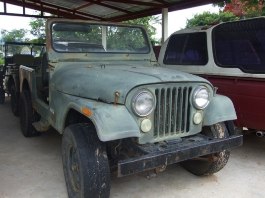 jeep CJ7