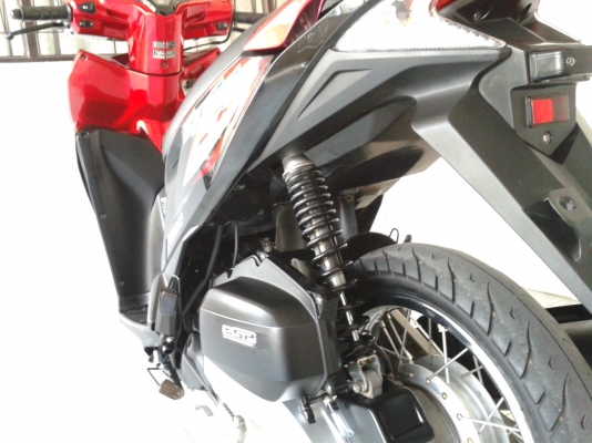 Click125i รถบ้าน สภาพเดิม ปี56 Click125i รถบ้าน สภาพเดิม ปี56