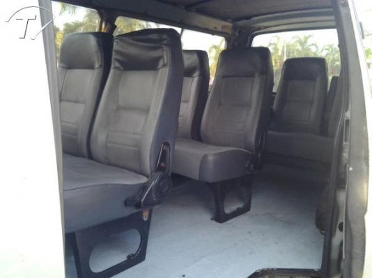 ขายถูก รถตู้TOYOTA สภาพสวยๆ พร้อมๆ