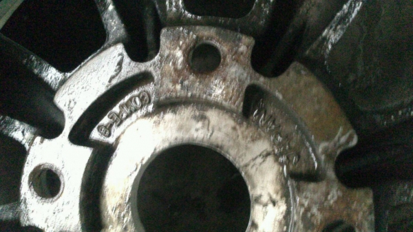 ต้องการขายล้อกล้วยขอบ13" 4 รู 140 ต้องการขายล้อกล้วยขอบ13" 4 รู 140