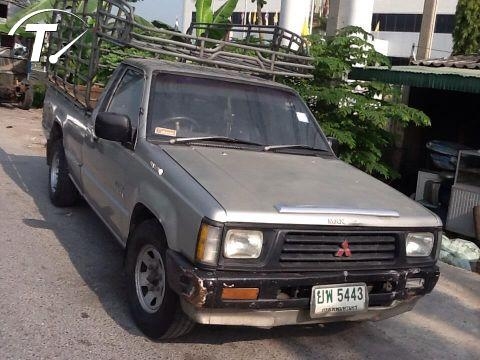 MITSUBISHI L200 สวยๆ งามๆ พวงมาลัยเพาเวอร์ ปี95
