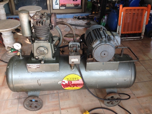 ปั๊มลม FUJI 2 แรง 233 ลิตร มอเตอร์มิตซูบิชิ