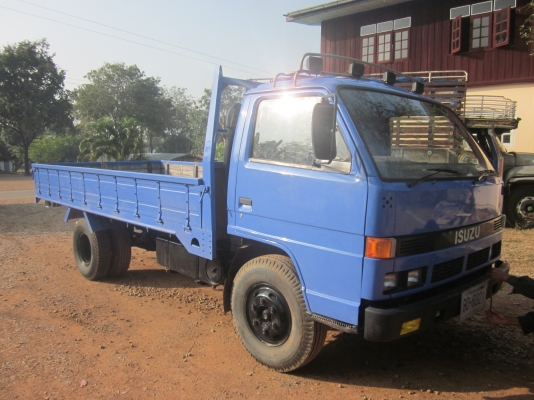 อีซุซุNPR 115 แรงม้า ห้างแท้