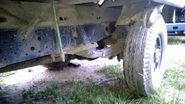 (2คัน) 6ล้อไม่ดั้ม NPR115แรงและ4ล้อNKR88แรง รถห้างแท้..เกียร์สั้้น.