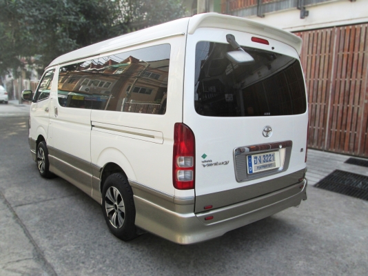 มือเดียว รถผู้บริหาร ไม่มีชน ใช้น้อย ติดแก๊ส LPG หัวฉีด สวยพร้อมขับ