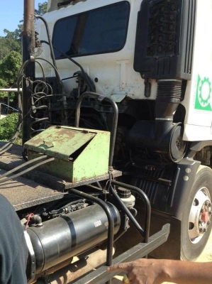 รถฮีโน่ 10 ล้อ หัวลาก 320 แรงม้า  ( ขายแม่ , ลูก )  สนใจติดต่อ 081 - 6079515