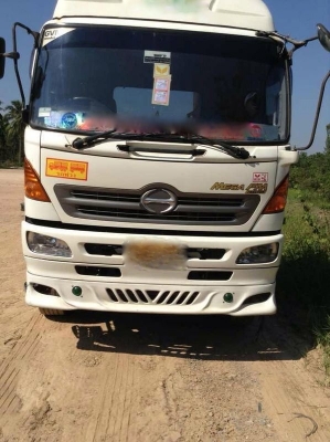 รถฮีโน่ 10 ล้อ หัวลาก 320 แรงม้า  ( ขายแม่ , ลูก )  สนใจติดต่อ 081 - 6079515