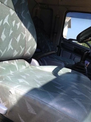 รถฮีโน่ 10 ล้อ หัวลาก 320 แรงม้า  ( ขายแม่ , ลูก )  สนใจติดต่อ 081 - 6079515