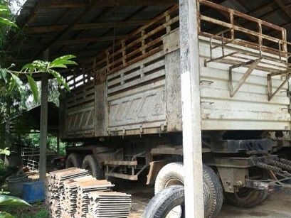 รถอีซูซุ 10 ล้อดั้ม 320 แรงม้า. ( ขายแม่ , ลูก. ) สนใจติดต่อ 081 - 6079515 รถอีซูซุ 10 ล้อดั้ม 320 แรงม้า. ( ขายแม่ , ลูก. ) สนใจติดต่อ 081 - 6079515