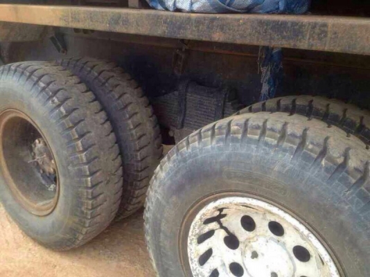 รถอีซูซุ 10 ล้อดั้ม 320 แรงม้า. ( ขายแม่ , ลูก. ) สนใจติดต่อ 081 - 6079515 รถอีซูซุ 10 ล้อดั้ม 320 แรงม้า. ( ขายแม่ , ลูก. ) สนใจติดต่อ 081 - 6079515