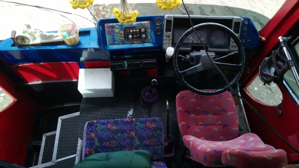 ขายรถบัสปรับอากาศ 6 ล้อ ถุงลม UD ทั้งชุด