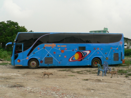 ขายรถบัสปรับอากาศ 6 ล้อ ถุงลม UD ทั้งชุด