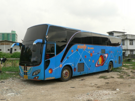 ขายรถบัสปรับอากาศ 6 ล้อ ถุงลม UD ทั้งชุด