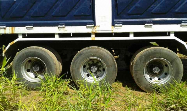 หางคอก3คานไม่ดั้ม ของPANUS หางสวยดี ปี*39 แท้ๆ ยางดอกน้อย ก็พอใช้ได้...